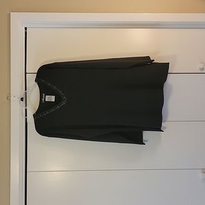 EUC Women's Black Embellished Tunic Sweater Size 2X